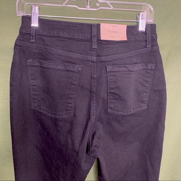 NWT black L.L. Bean jeans 10 Classic fit - Picture 4 of 5
